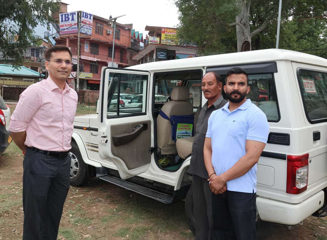 सार्वजनिक परिवहन व अन्य निर्धारित वाहनों में डस्टबिन रखना अनिवार...