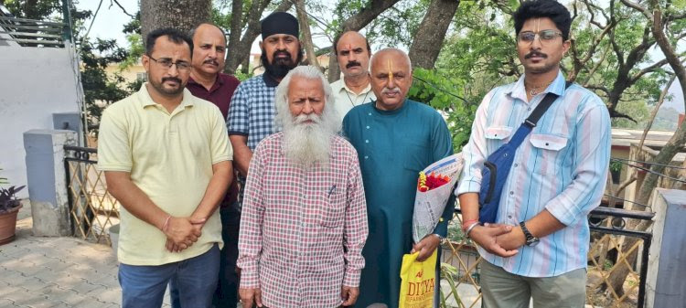 भगवान श्री जगन्नाथ रथ यात्रा मंडल ने उपायुक्त से की शिष्टाचार भे...