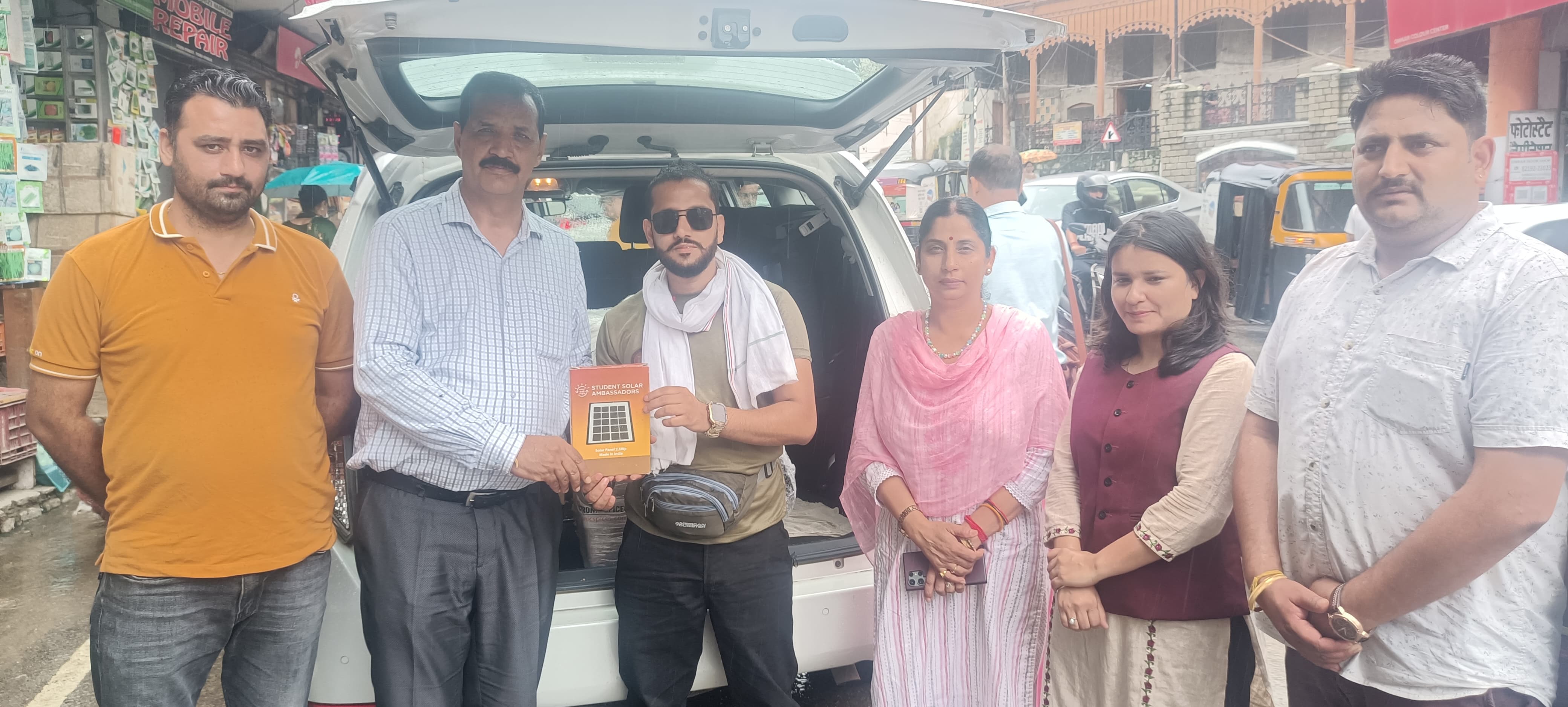 बेतुकी बातें छोड़ सड़कें बहाल करें विक्रमादित्य सिंह : निहाल चंद शर्मा