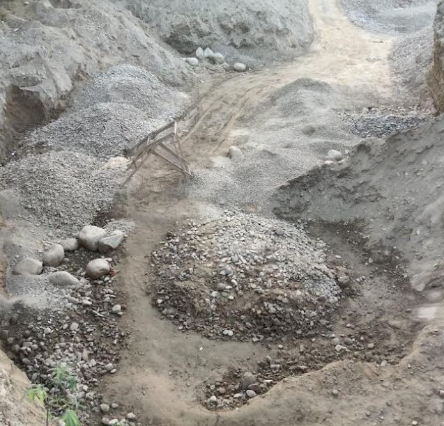 कन्सा खड्ड में बेरोकटोक अवैध खनन, दहशत और खतरे के साये में जी रहे ग्रामीण