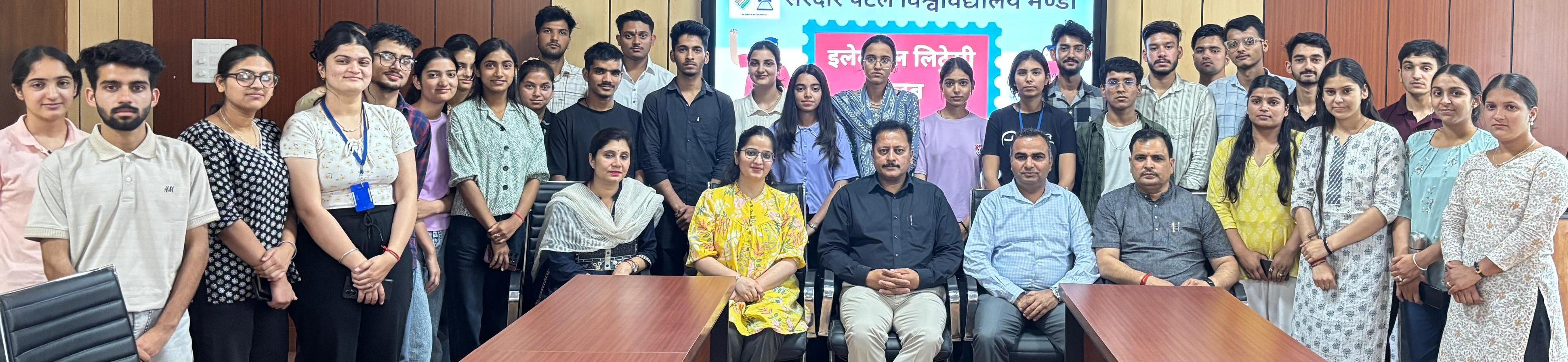 सरदार पटेल विश्वविद्यालय मंडी में मतदाता जागरूकता कार्यक्रम आयोजित