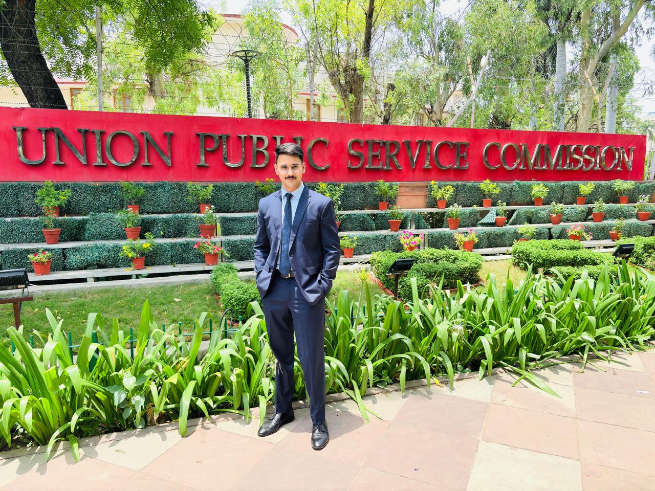 वैभव ठाकुर ने यूपीएससी की सीएपीएफ परीक्षा में प्राप्त किया 21वां रैंक, बनेंगे सहायक कमांडेंट