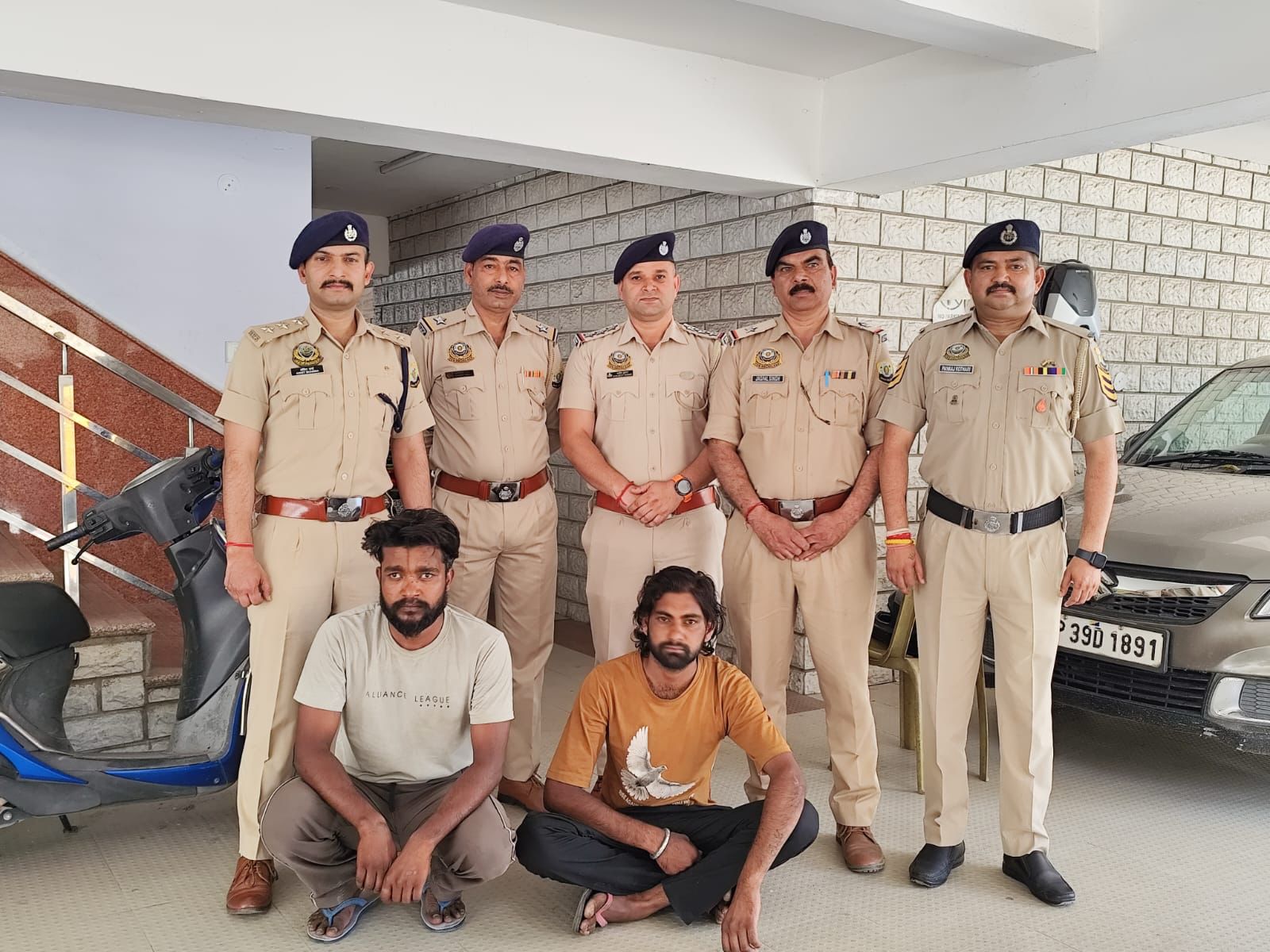 कांगड़ा मंदिर बाजार चेन स्नैचिंग मामला, हरियाणा से दबोचे फरार दो आरोपी