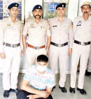 चट्टा तस्करी का वांछित आरोपी नवप्रीत होशियारपुर से गिरफ्तार