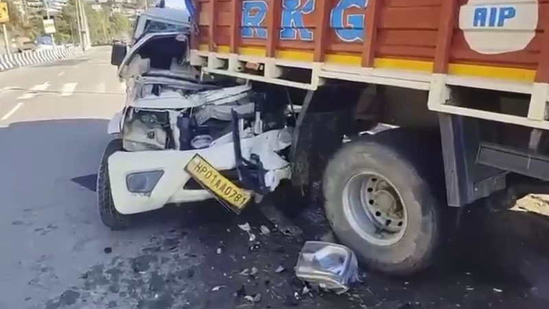 सोलन के आंजी में दर्दनाक सड़क हादसा: एक की मौत, 2 की हालत गंभीर