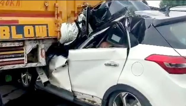 चंडीगढ़ में शादी समारोह के बाद लौट रहे ऊना के लोगों की कार दुर्घटनाग्रस्त, महिला सहित 3 की मौ.त