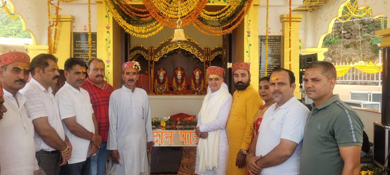 चण्डिका माता के मूर्ति स्थापना समारोह में शामिल हुए विधायक