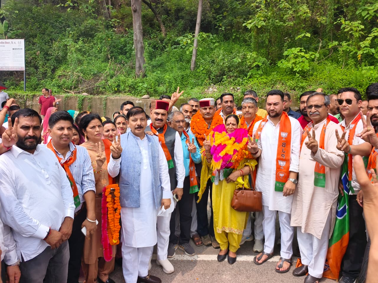 सीएम सुक्खू के गढ़ में भाजपा का परचम, हमीरपुर जिला परिषद अध्यक्ष व उपाध्यक्ष पर किया कब्जा