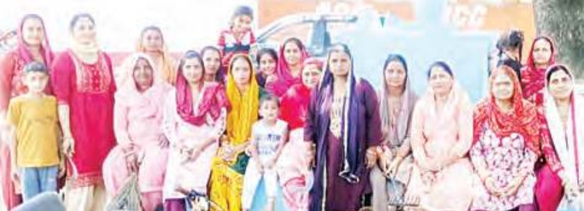 महिला मंडल पीर प्लासी के लिए सीएम ने स्वीकृत किए एक लाख