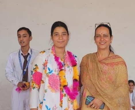 सरकाघाट स्कूल के होनहारों ने चमकाया क्षेत्र का नाम : अनीता आजाद