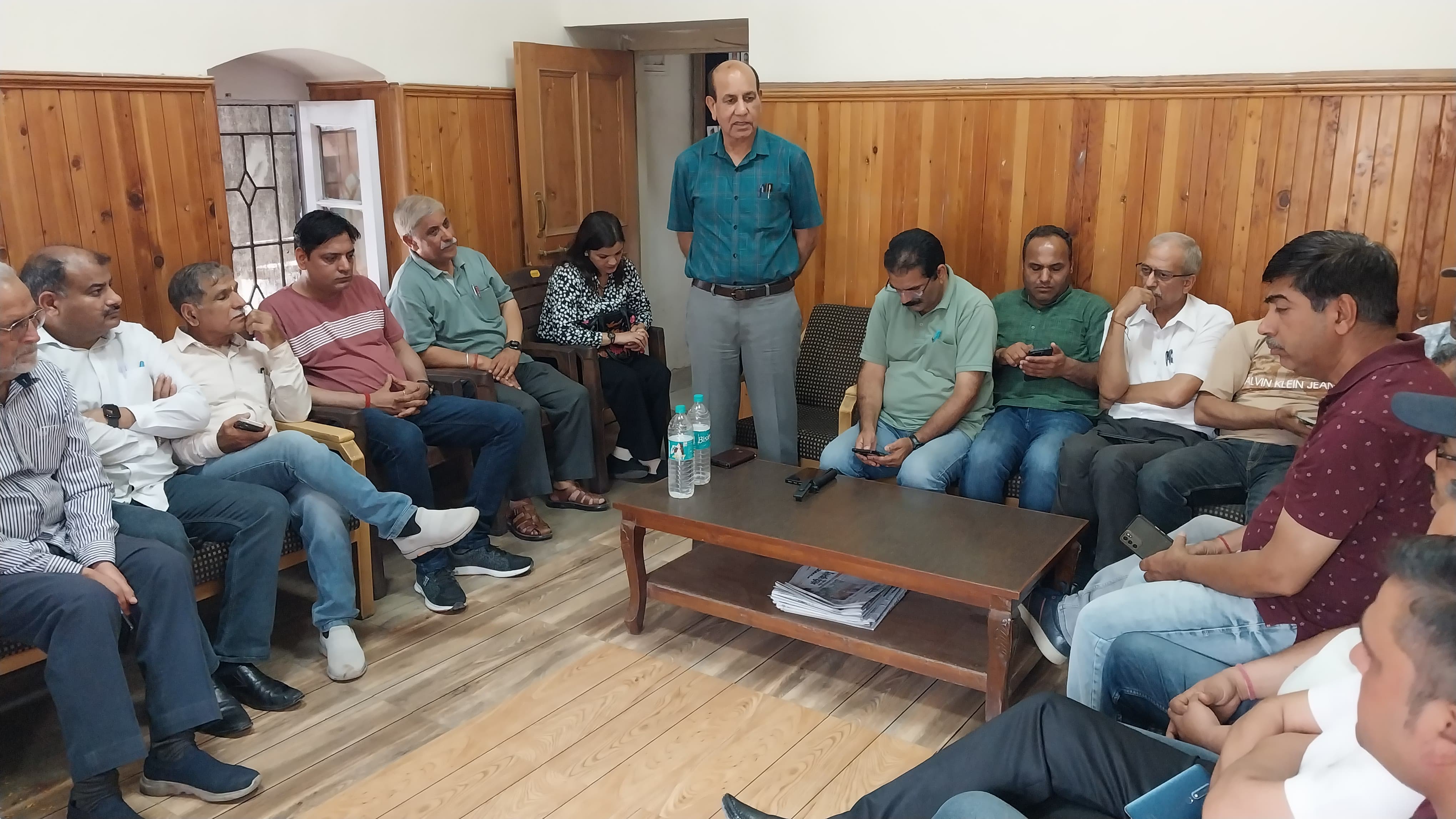 वरिष्ठ पत्रकार एवं प्रेस क्लब के संस्थापक अध्यक्ष की दूसरी पुण्यतिथि पर दी श्रद्धांजलि