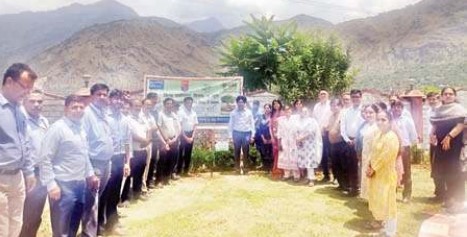 एनएचपीसी पार्बती जलविद्युत परियोजना में मनाया पर्यावरण दिवस, पर्...