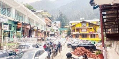 ट्रैफिक जाम से निपटने को नाकाफी इंतजाम