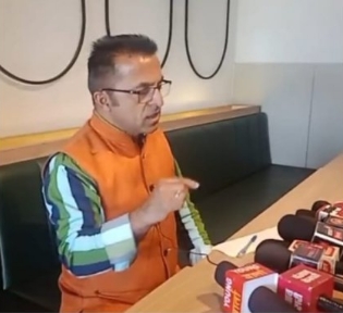 नौकरी देने के नाम पर युवाओं को गुमराह कर रही कांग्रेस सरकार : नाथूराम चौहान 