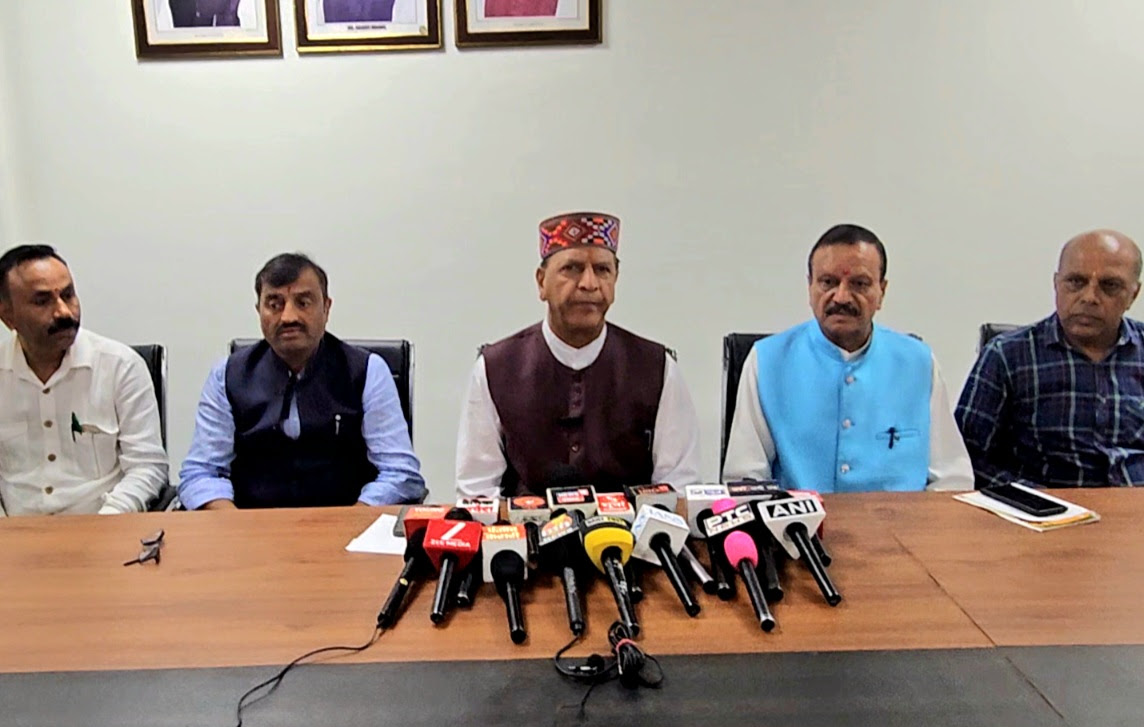 गद्दी छोड़’ अभियान पहले दिन धराशाई! डा बिंदल 